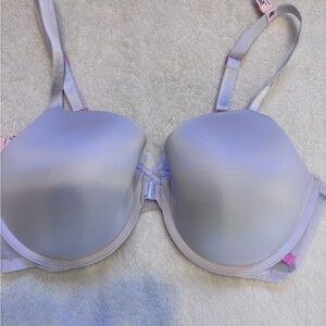 Victoria Secret Lightly Lined Demi 38D